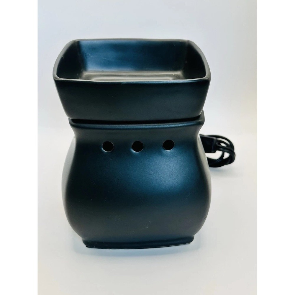 Scentsy‎ Classic Black Warmer Light